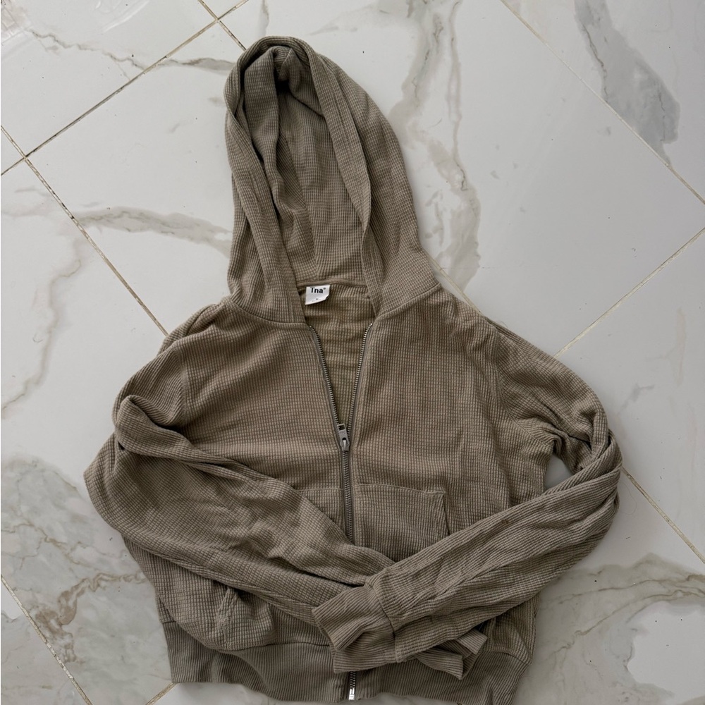 Aritzia cropped Zip-Up Hoodie